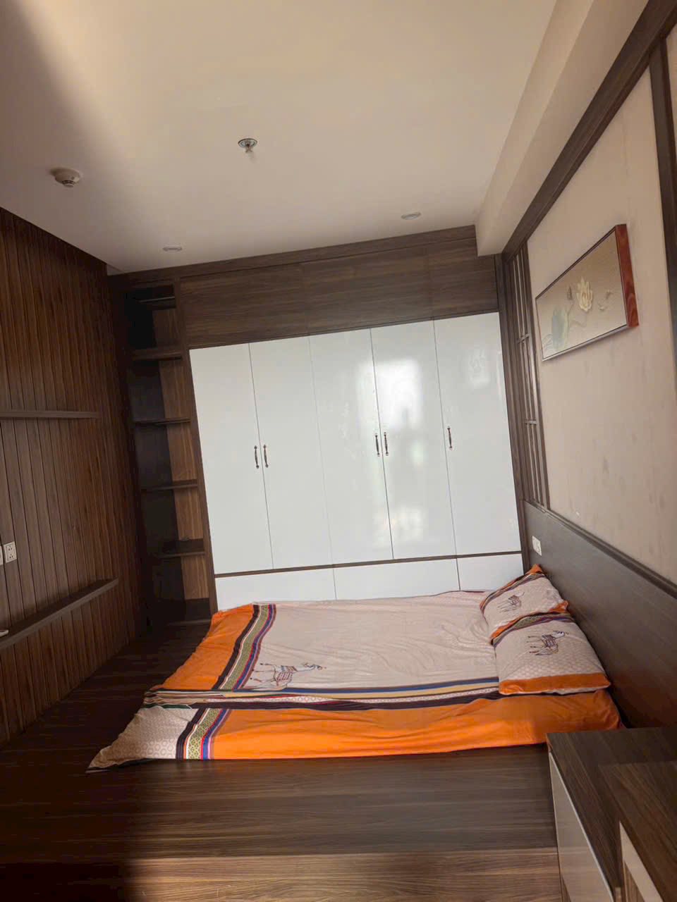 Bán căn chung cư Lighthouse tòa H2, tầng cao, Ecopark Hải Dương, 51m2, 2 ngủ, đủ đồ, giá rẻ 7