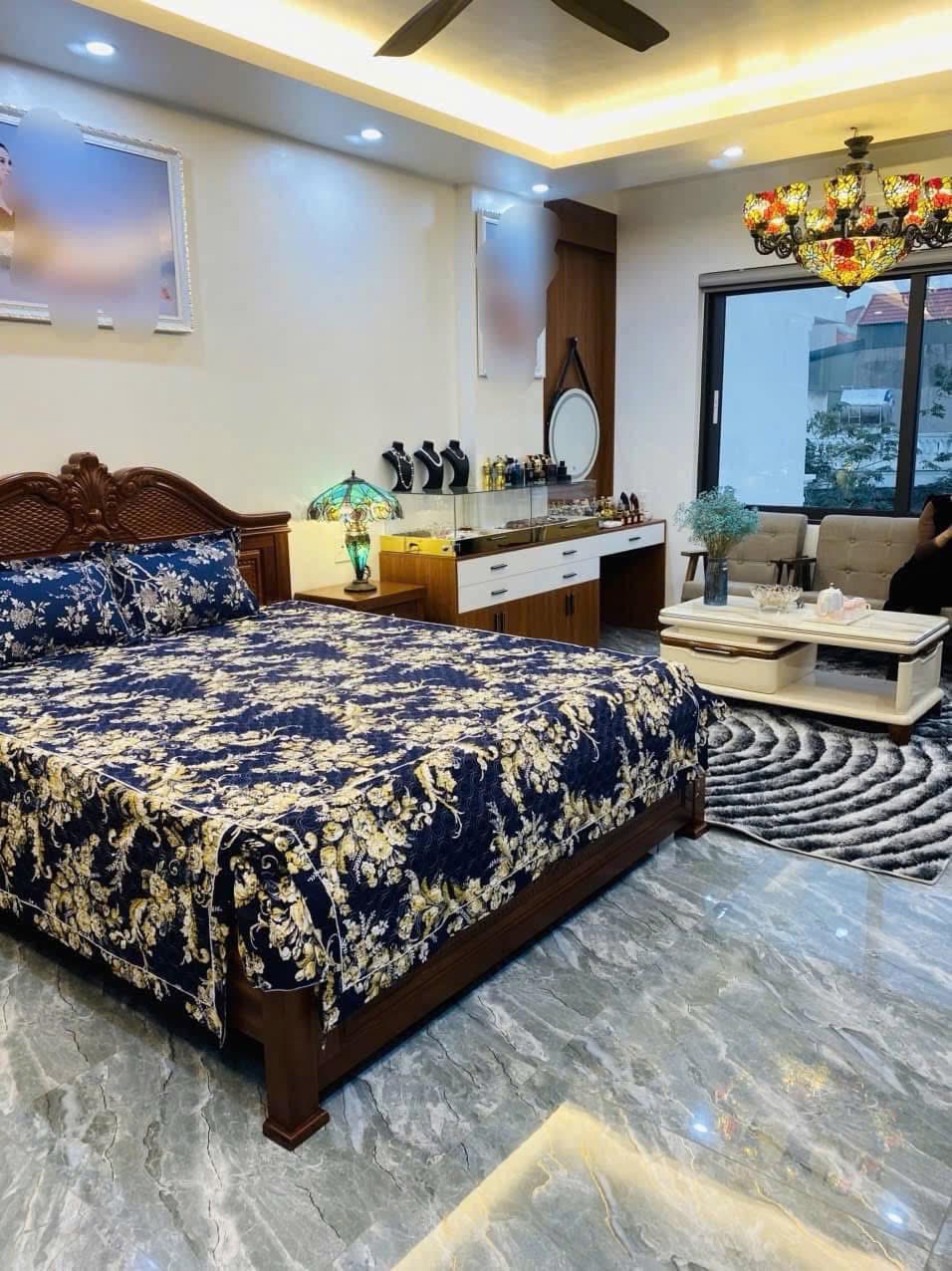 Bán căn nhà vườn 4 tầng đẹp KĐT Tuệ Tĩnh, ph Cẩm Thượng, TP HD, 108m2, mt 8m, giá tốt 7