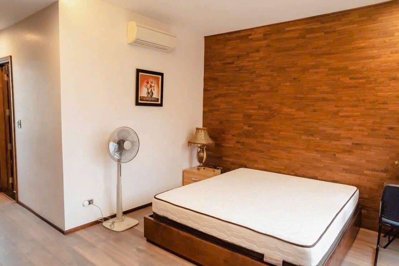 Cho thuê căn biệt thự khu Tây Nam Cường, TP HD, 202.5m2, 3.5 tầng, lô góc, đầy đủ đồ, giá tốt 10