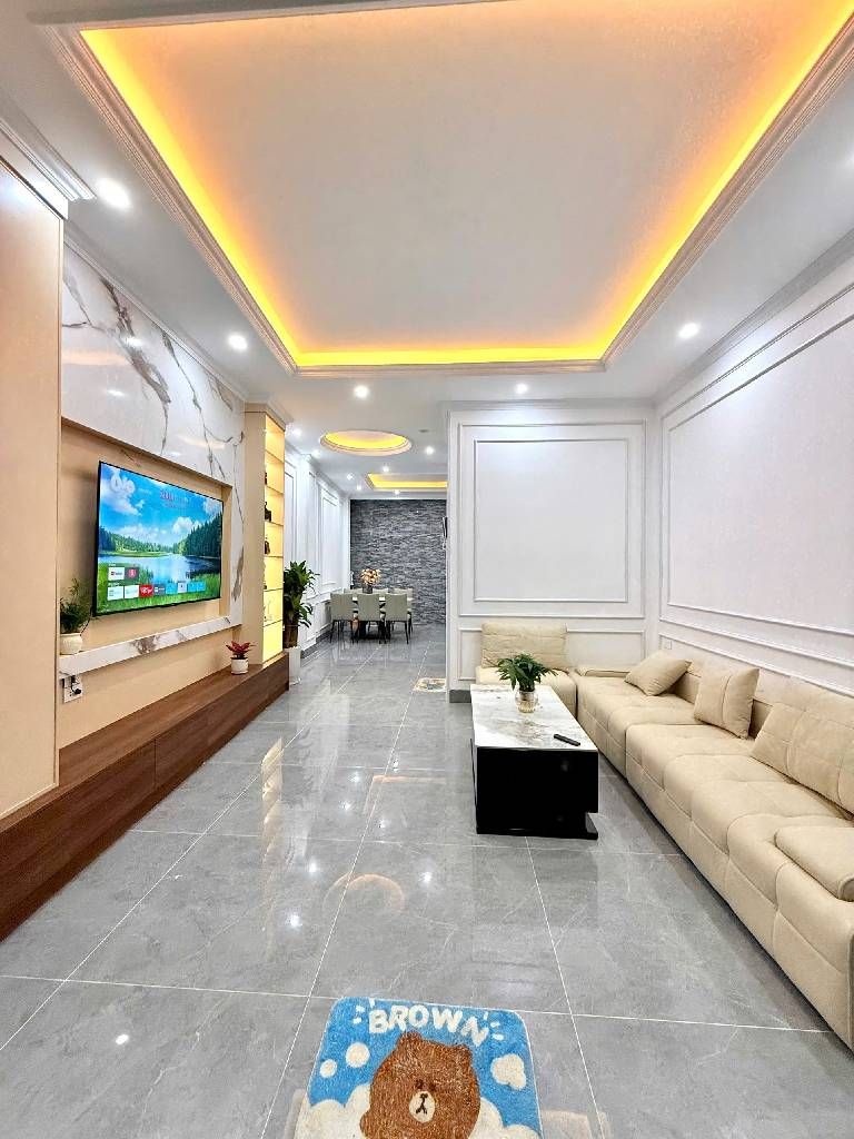 Bán nhà Vương Thừa Vũ, 5T thang Máy, Ô tô, Nở hậu, 44m2, 12.9 tỷ
