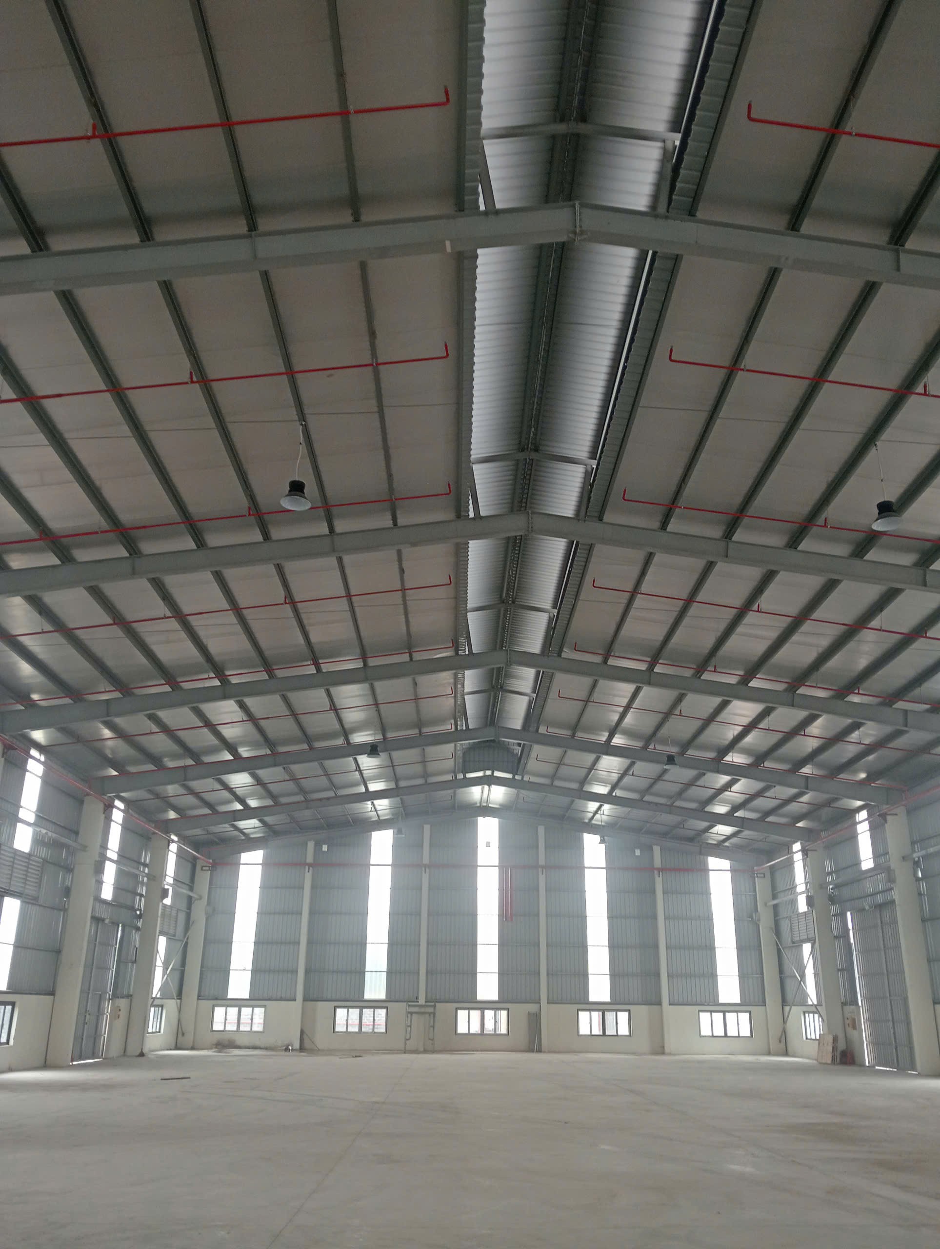 CHO THUÊ KHO XƯỞNG 1.400m2 Tại QL3 ĐÔNG ANH - PCCC TỰ ĐỘNG - XE CONT ĐỖ CỬA