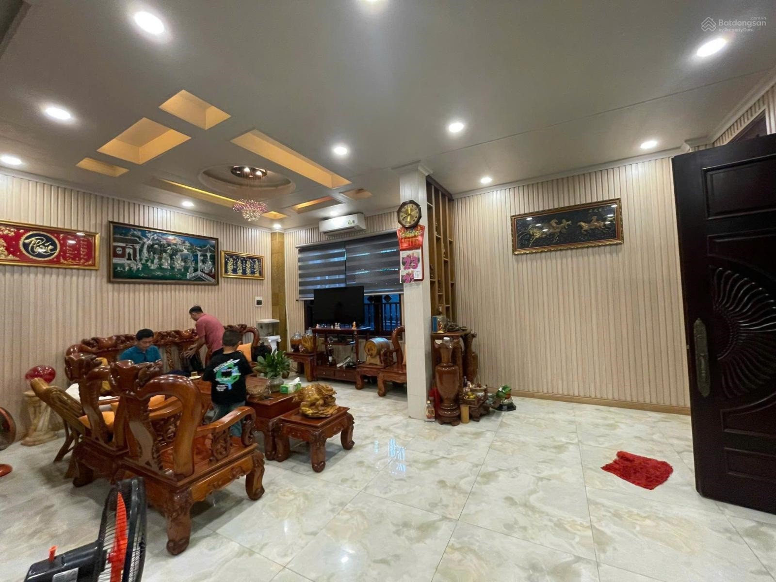 CHO THUÊ NHÀ BIỆT THỰ NGUYÊN CĂN QUỐC LỘ 13,SAU LƯNG COOPMART BÌNH TRIỆU ,500m2 GIÁ 34TR