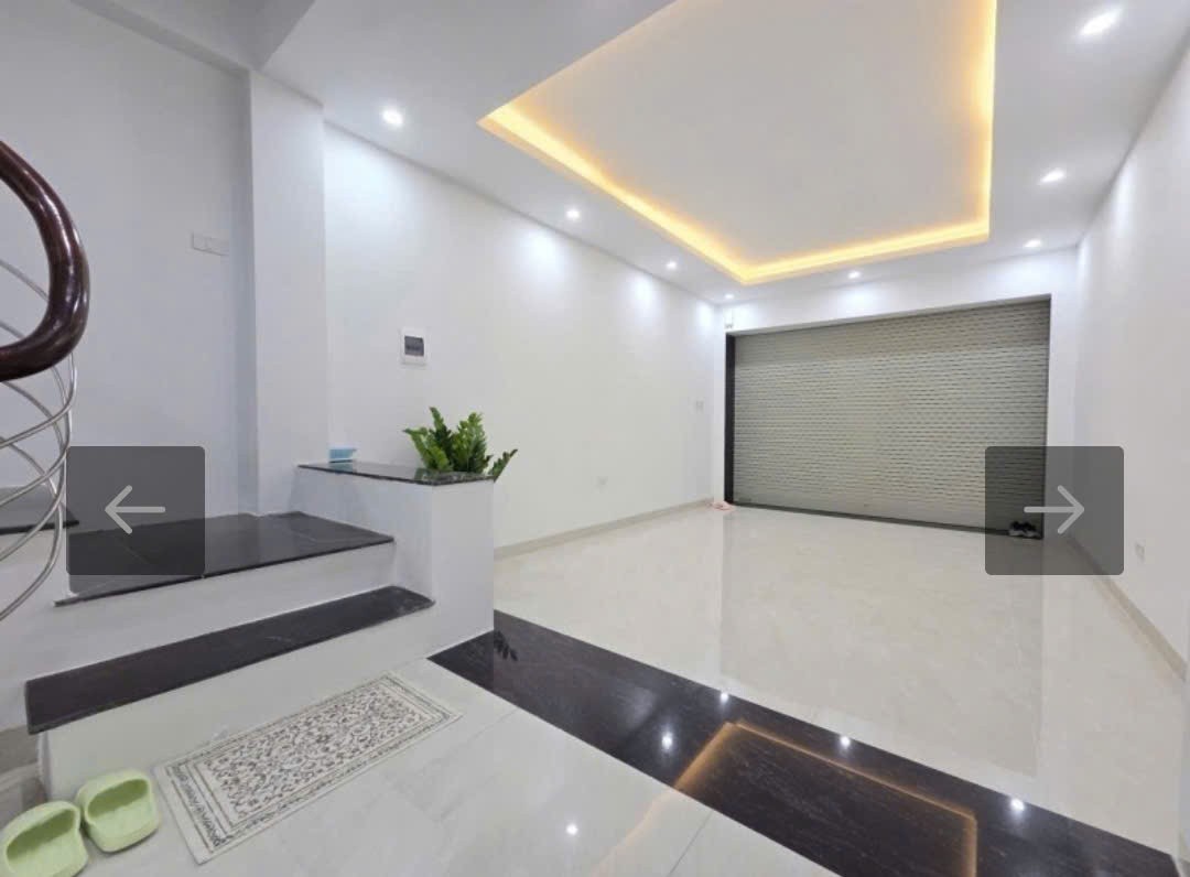 GARA 7 CHỖ – NGÕ RỘNG – PHÂN LÔ VIP  LÊ TRỌNG TẤN  18.2 TỶ 5