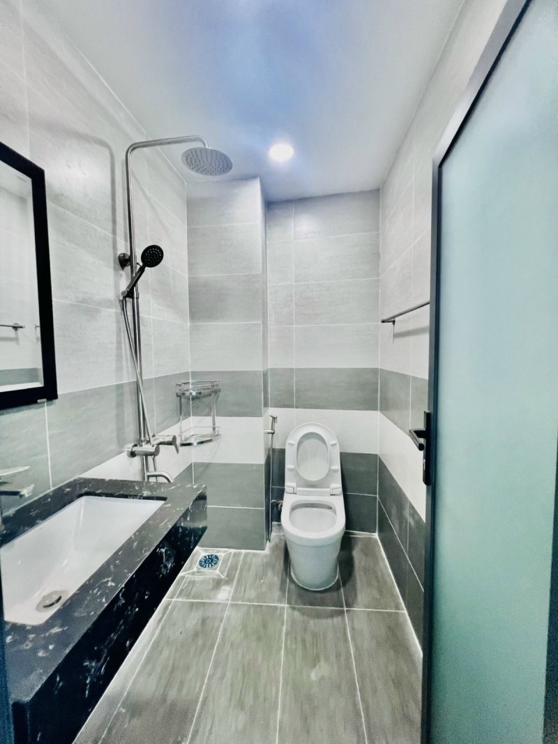 Bán nhà đường số 9, Phường Linh Tây,Thủ Đức, TP HCM, DT 53m2, 4 tầng. Giá 5,69 tỷ, sổ hồng. Liên 4