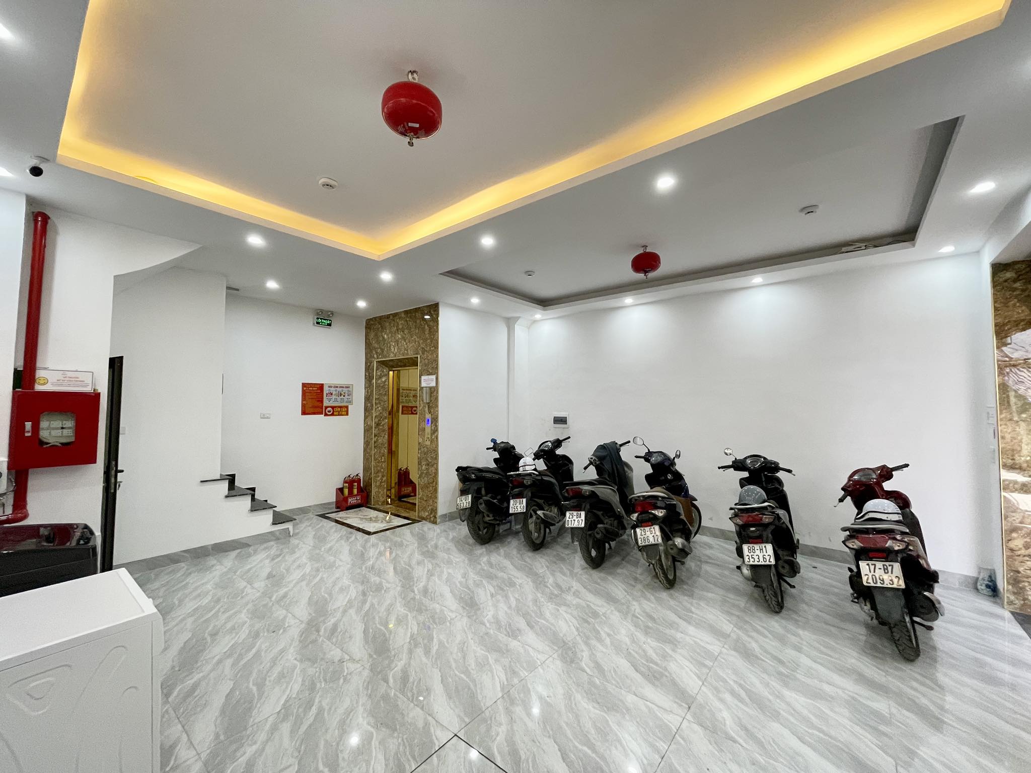 đường Đội Cấn, Phường Đội Cấn, Diện tích 50m², Giá 19.5 Tỷ