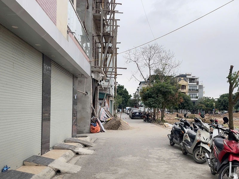 Cần bán 100m2 đất ngõ 191/2 Phúc Lợi. View công viên + tòa nhà văn phòng, đường ô tô tránh 2