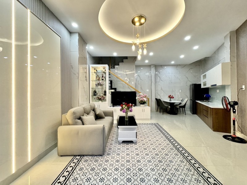 ‼Lê Quang Định – Xe hơi vào nhà – 4 tầng nở hậu - lô góc xây mới 2