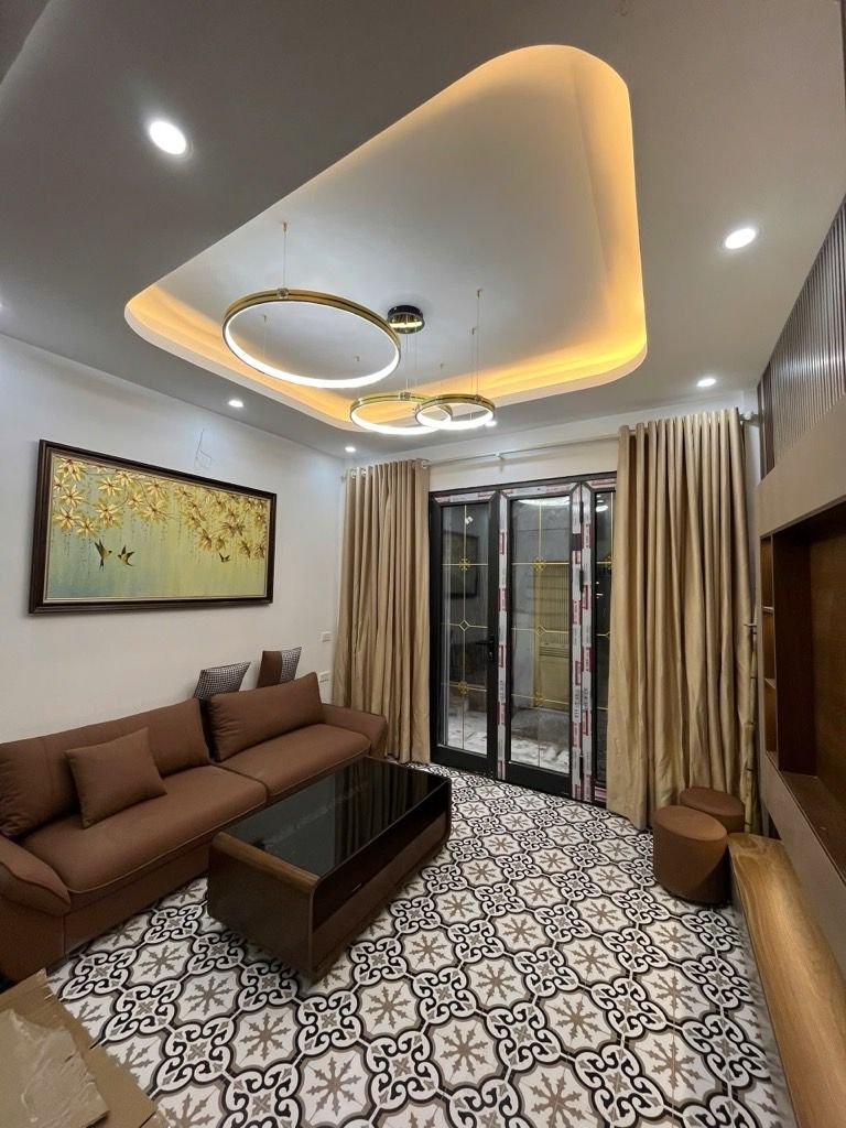 Bán nhà Bùi Xương Trạch, Thanh Xuân, gần phố, nở hậu, 34m2, 7.99 tỷ