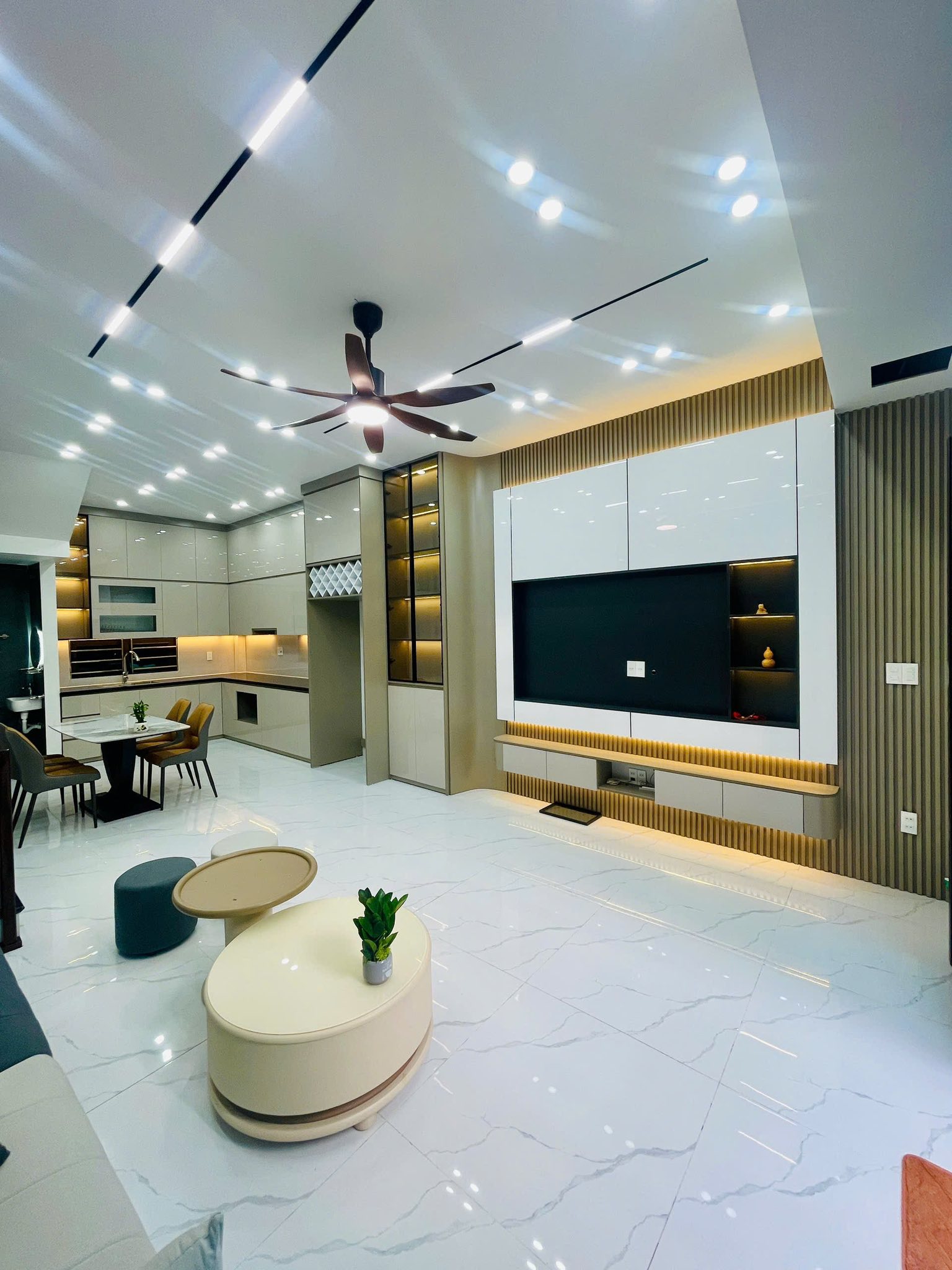 Bán 3 căn nhà 3 tầng ngõ phố Nguyễn Thị Duệ, ph Thanh Bình, TP HD, 45m2, mt 4.6m, 2.78 tỷ 3