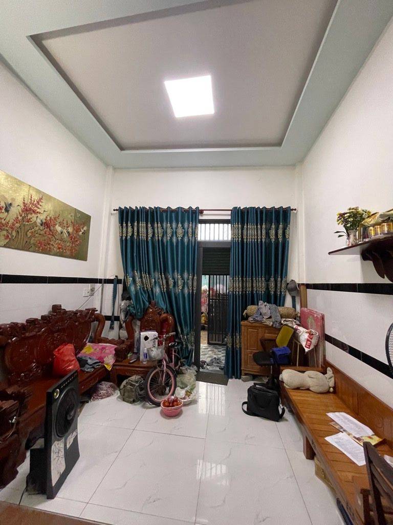 Bán nhà Phạm Văn Chiêu , hẻm rộng trước nhà, gần siêu thị Emart, 44m2, nhỉnh 4 tỷ 2