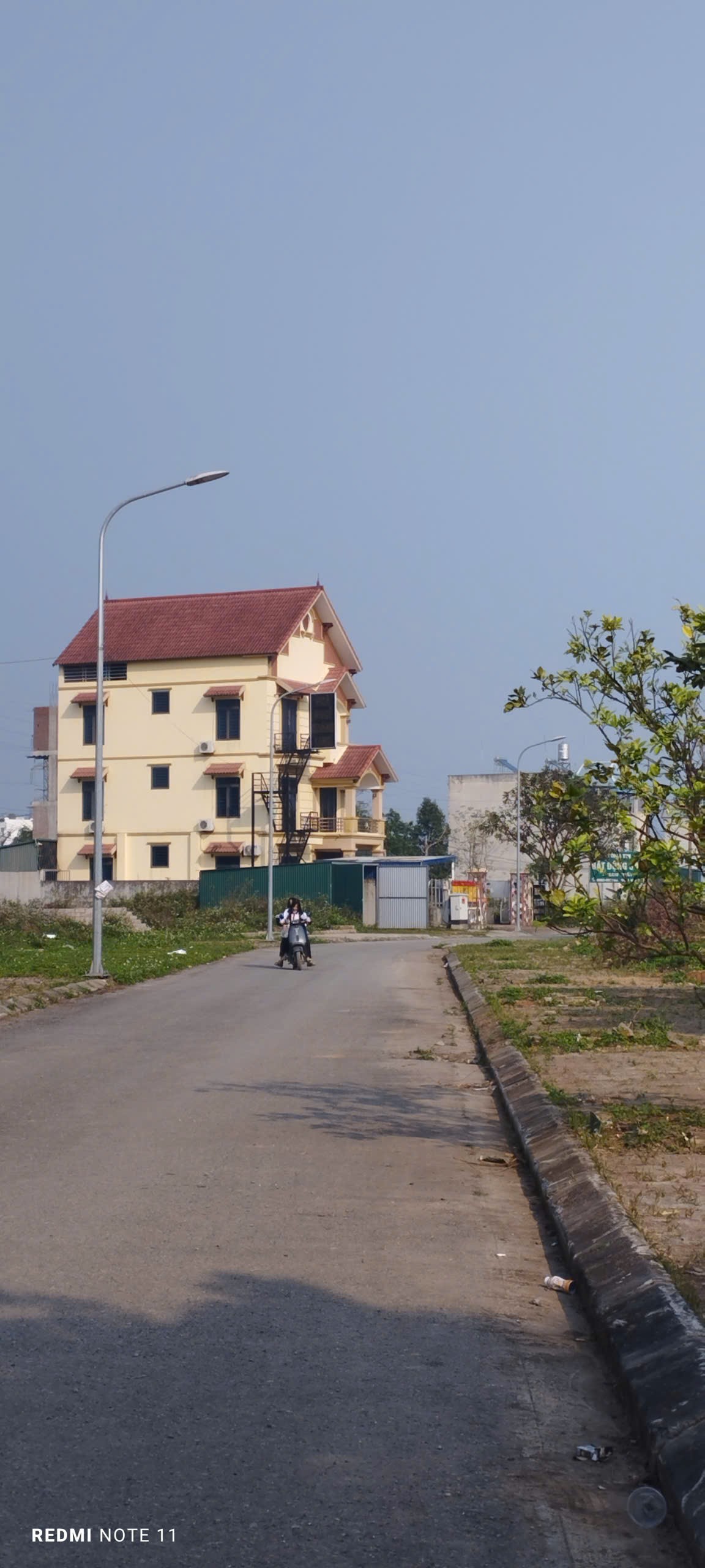 BÁN GẤP ĐẤT THỔ CƯ CẠNH GA METRO CỔNG ĐHQG, GIÁP LEGACY PHÚ CÁT CHỈ 3 TỶ NHỈNH. 2