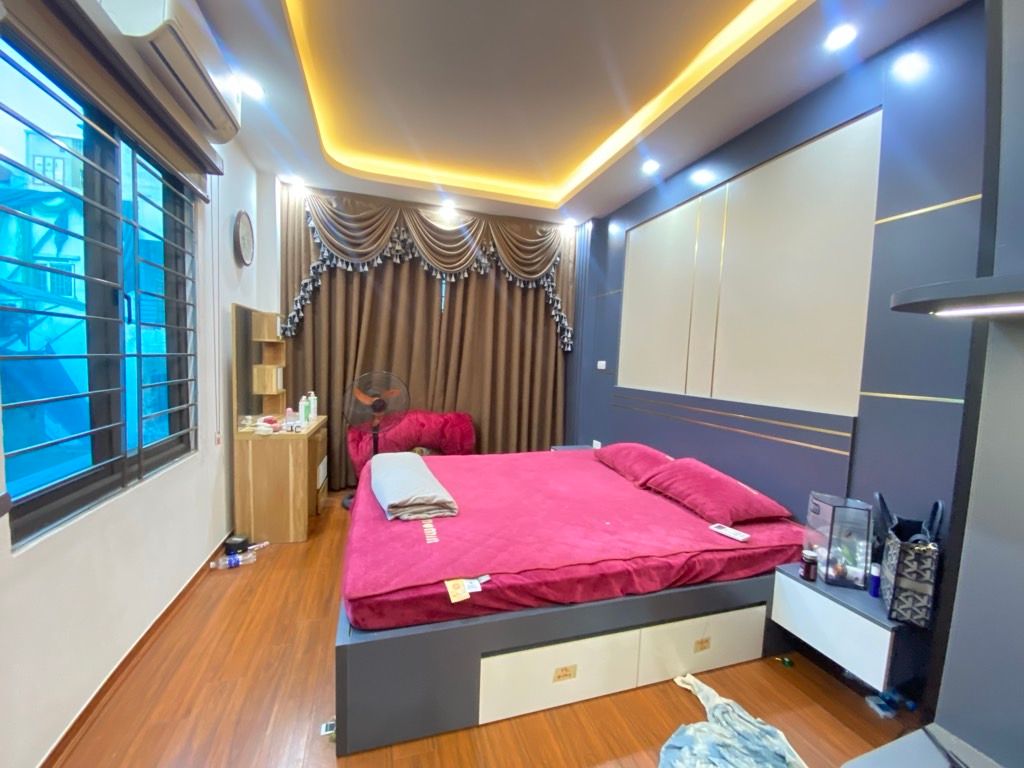 CĂN GÓC 5 TẦNG KĐT ĐẠI KIM, XÂY MỚI GẦN Ô TÔ 2 THOÁNG, 37M2 MT 3.3M NHỈNH 10 TỶ 4
