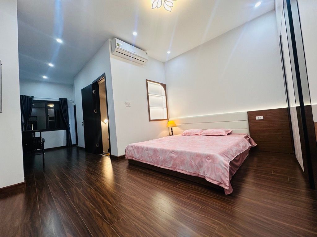 Cần bán Nhà mặt tiền đường Minh Khai, Phường Vĩnh Tuy, Diện tích 36m², Giá 8.39 Tỷ 2