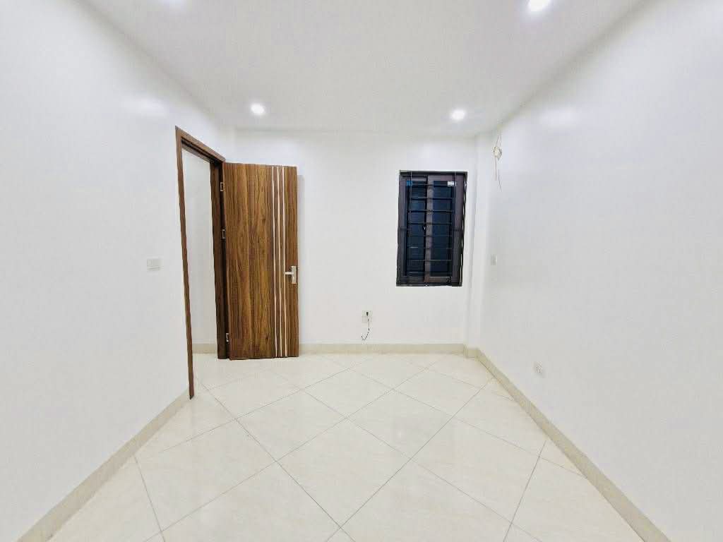 QUANG TRUNG HÀ ĐÔNG- THANG MÁY- FULL CÔNG NĂNG- NHỈNH 9 TỶ 3