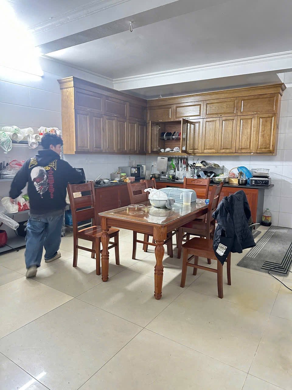 Bán căn nhà 3 tầng mặt phố KD buôn bán, phường Ngọc Châu, TP HD, 75m2, mt 5m, 4.x tỷ 4