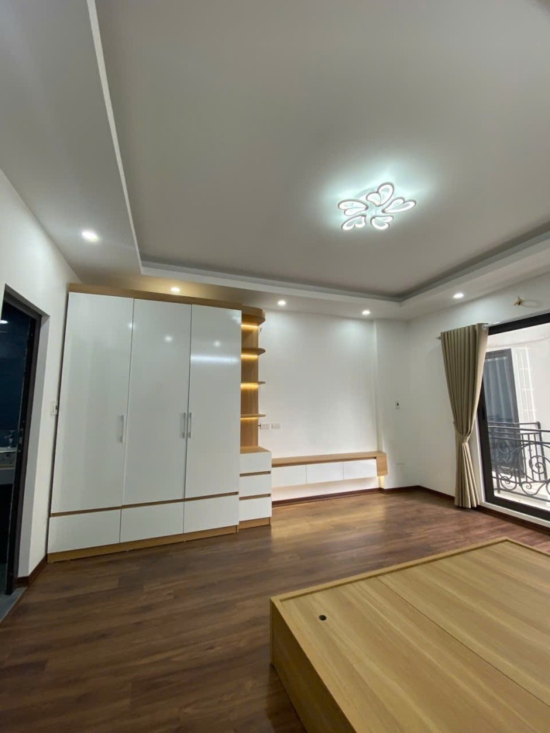 BÁN NHÀ DÂN XÂY BÁT KHỐI – LONG BIÊN  34M² – 5 TẦNG – Ở NGAY – GIÁ TỐT 4