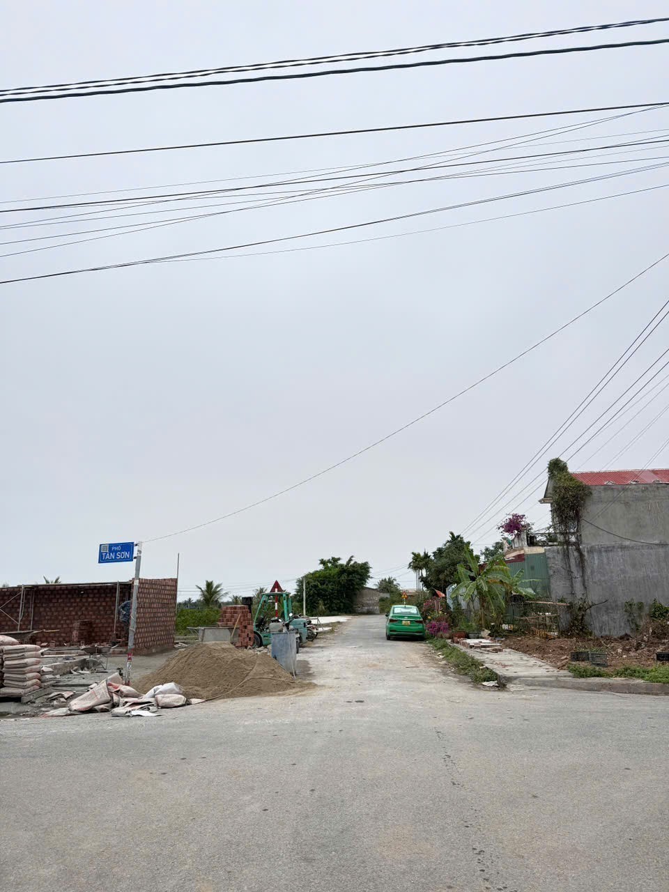 45,5M² TÂN THÀNH – ĐƯỜNG 10M HIẾM – SÁT KĐT ĐÔNG NAM – GIÁ 1,5X TỶ  ZALO 0567 222 555 5