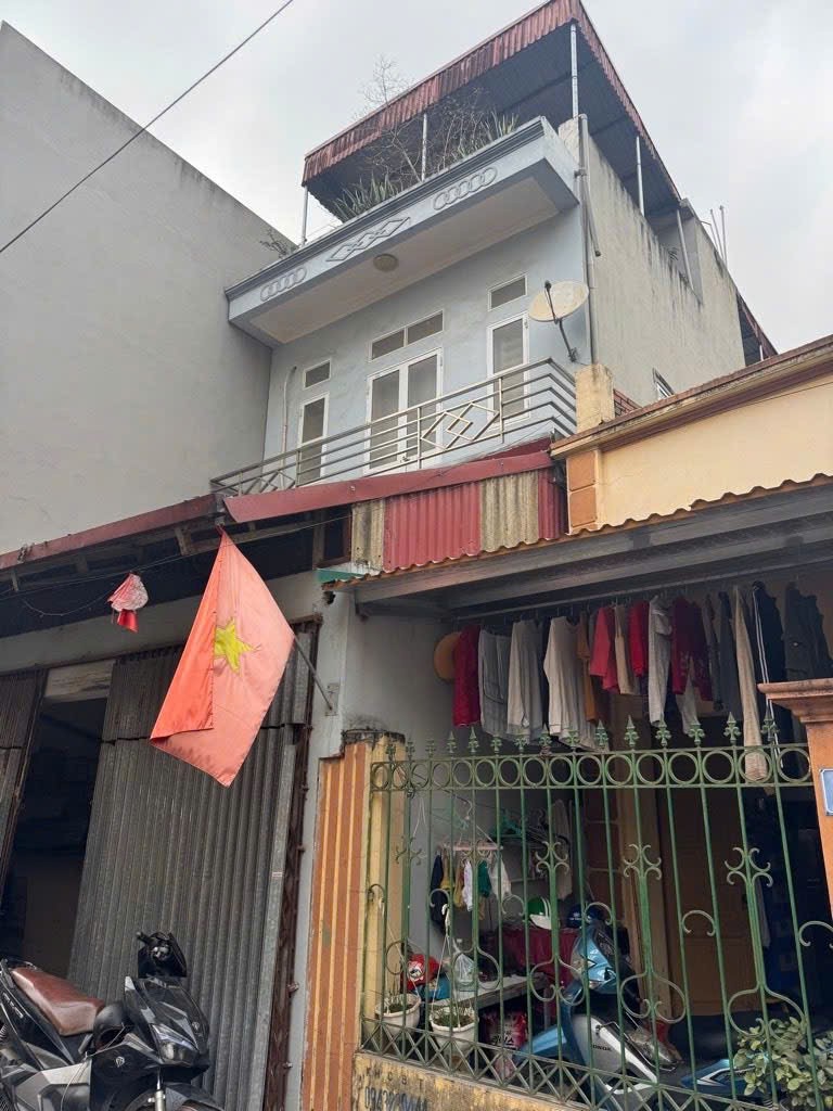 NHÀ 3 TẦNG, DÂN XÂY, KINH DOANH, OTO, 2 THOÁNG, 3 BƯỚC RA QL32, 13.x tỷ 7