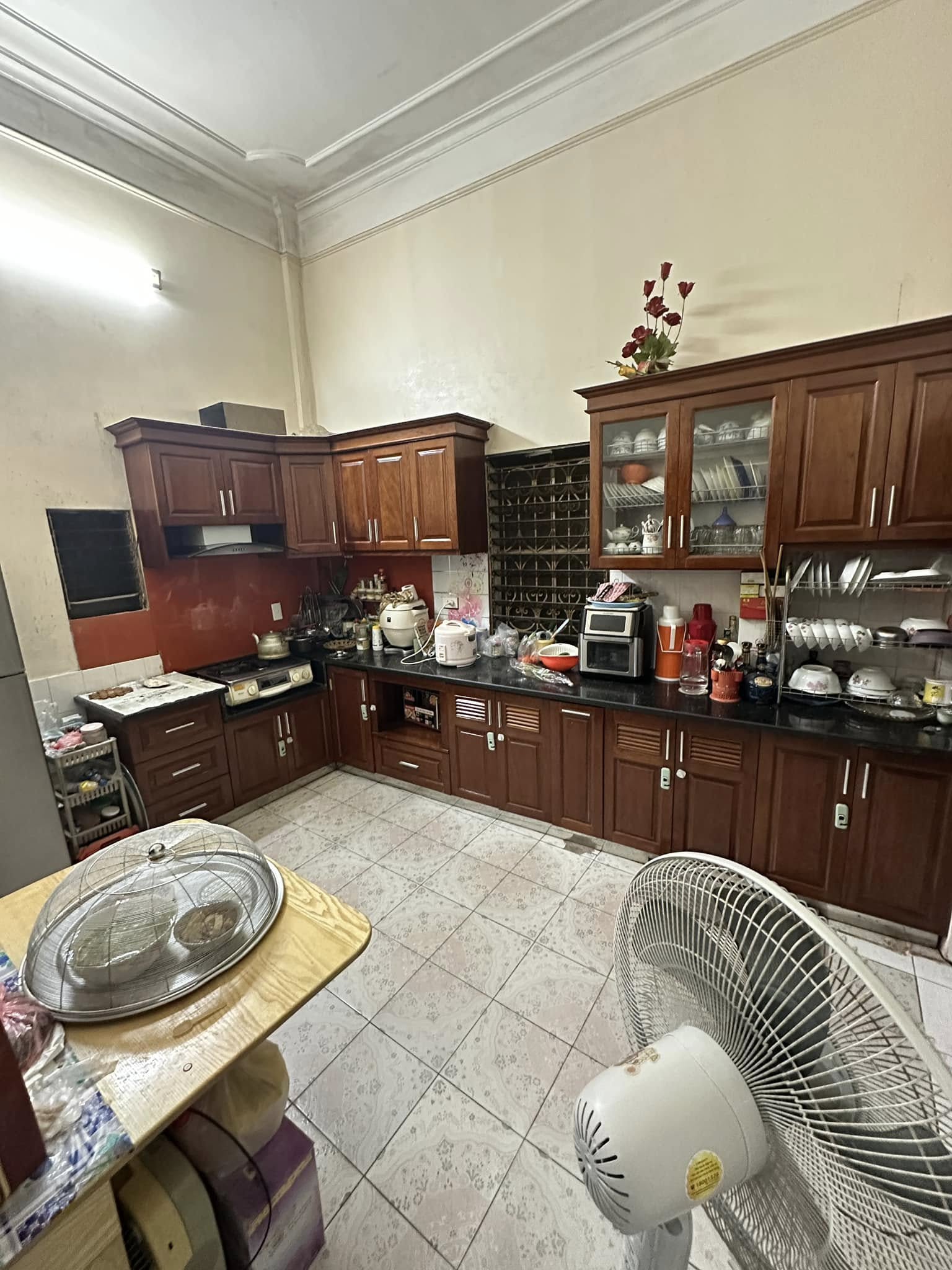 Mặt phố Lạc Long Quân Mặt Tiền 9M 300M2 130 Tỷ 1 Sổ 1 Chủ Vỉa Hè Rộng Gần Hồ 2