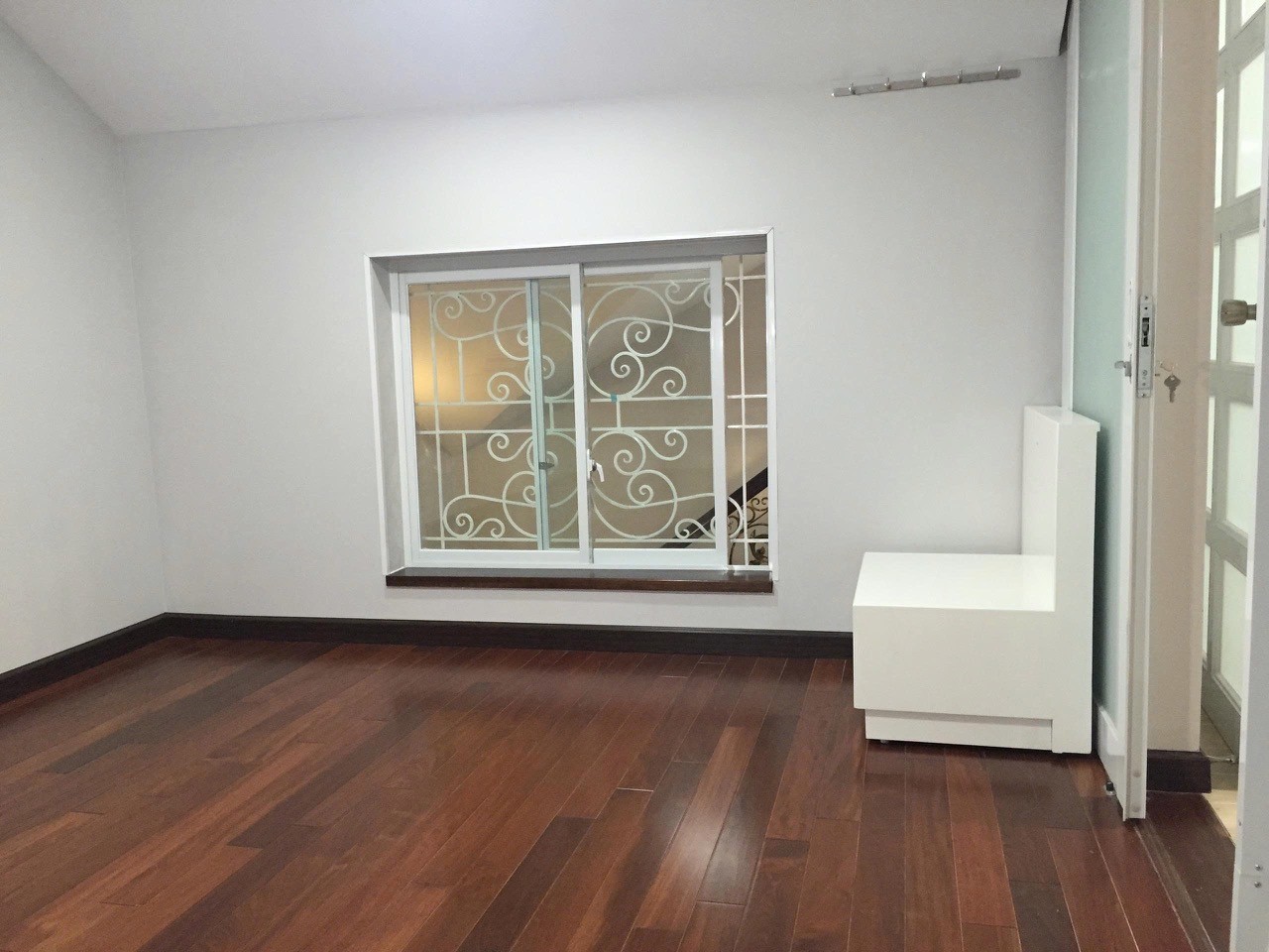 BIỆT THỰ COMPOUND GARDEN HOME LIỀN KỀ VẠN PHÚC CITY, 6PN,4WC,GIÁ 40TR BAO PHÍ QUẢN LÍ 5