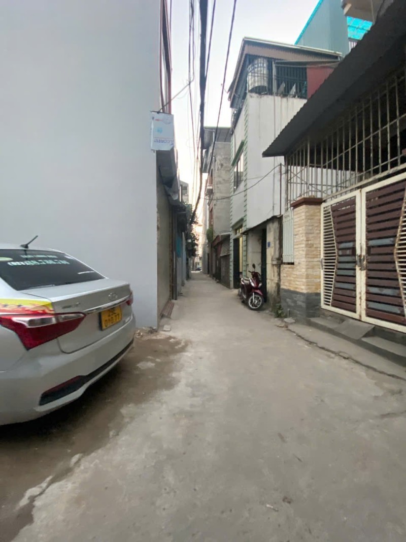 BÁN NHÀ BẮC CẦU – LONG BIÊN – Ô TÔ TRÁNH GẦN NHÀ 5.3 tỷ 3