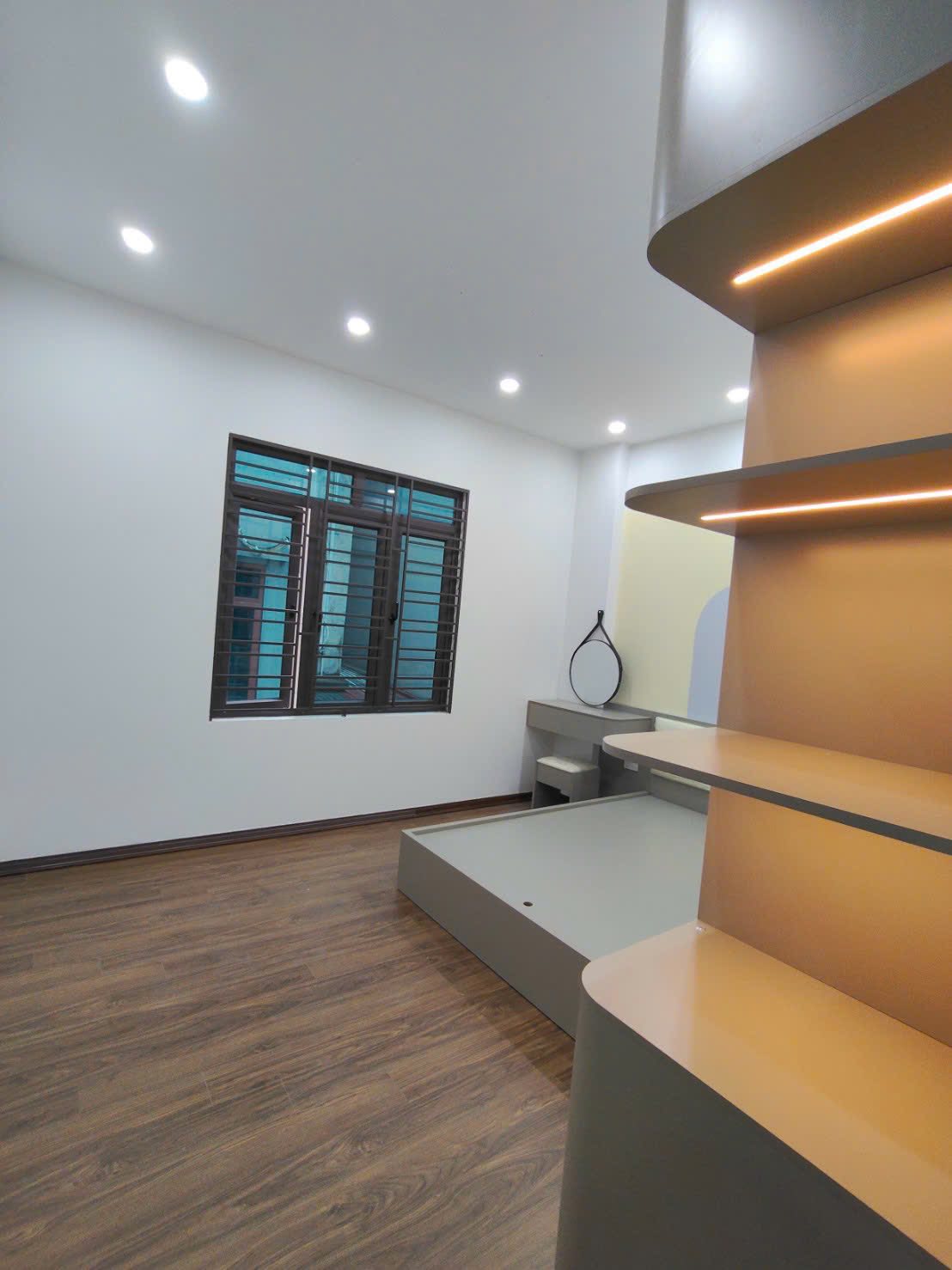 Bán căn nhà 4 tầng mặt ngõ phố Bình Lộc, ph Tân Bình, TP HD, 48.7m2, mt hơn 7m, 4 ngủ, ngõ oto 7