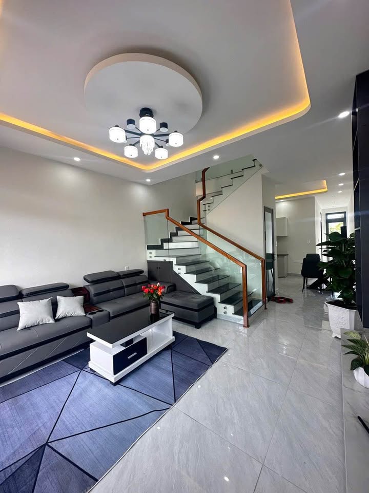BÁN NHÀ ĐẸP ĐƯỜNG CAO THẮNG – PHÁP LÝ RÕ RÀNG CHƯA ĐẾN 4 TỶ 4