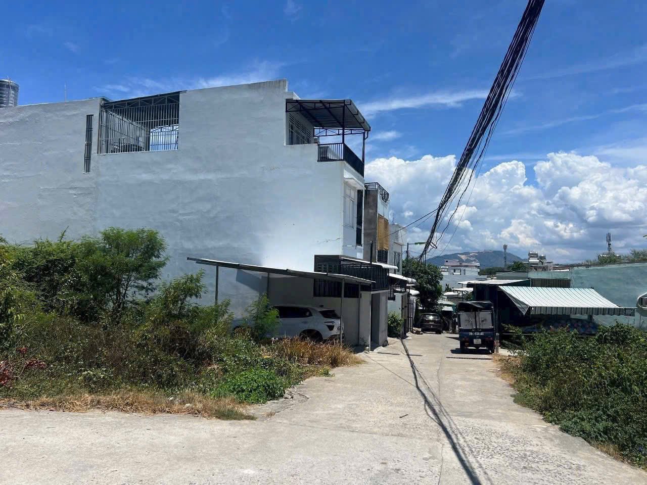 BÁN NHÀ 2 TẦNG VĨNH HÒA, PHƯỜNG VĨNH HÒA, BẮC NHA TRANG – GIÁ CHỈ 3,5 TỶ 7