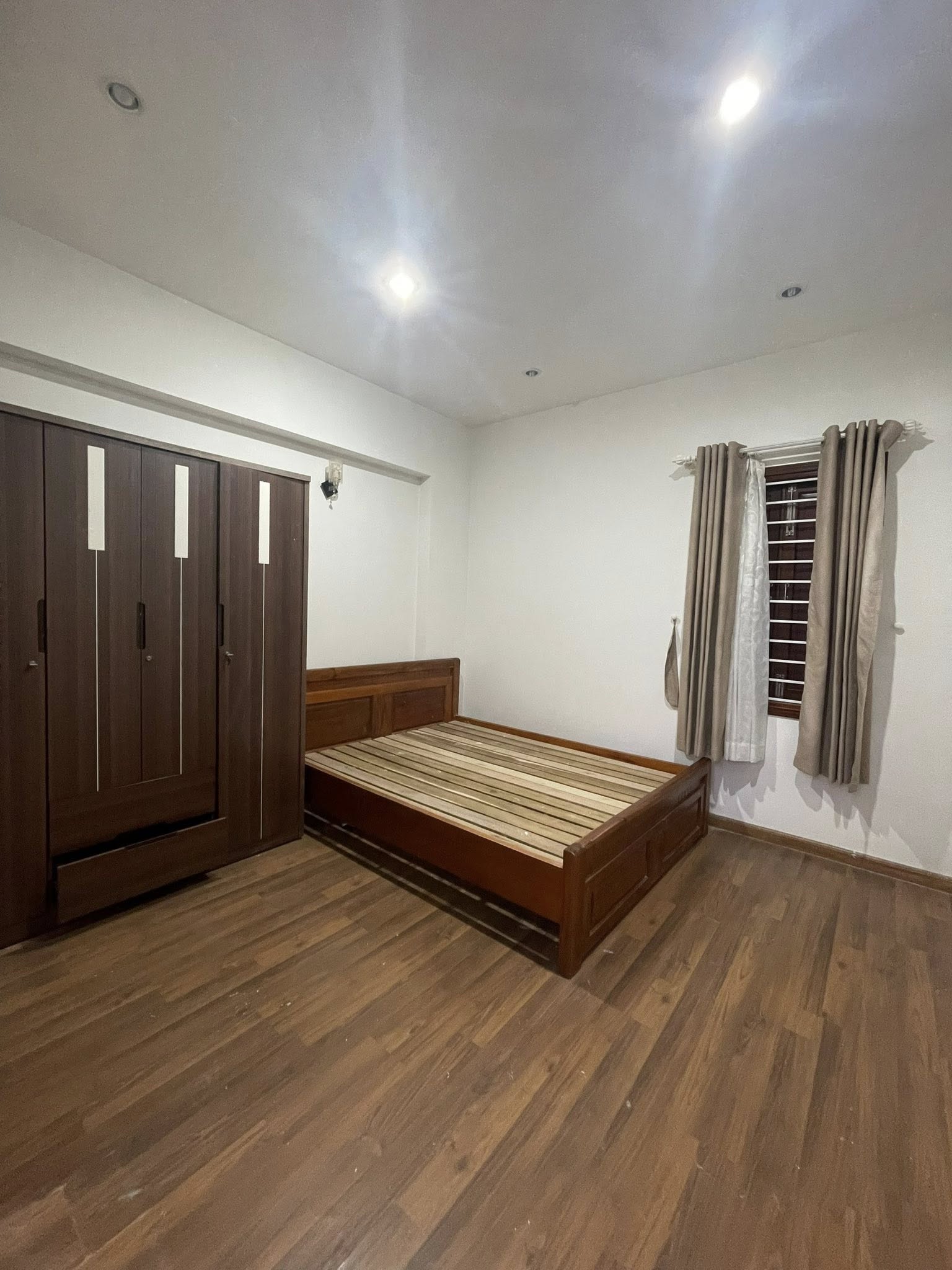 NHÀ 2 TẦNG ĐƯỜNG 12M VĨNH HÒA – GẦN BIỂN, KINH DOANH TỐT, GIÁ CHỈ 6,4 TỶ 7