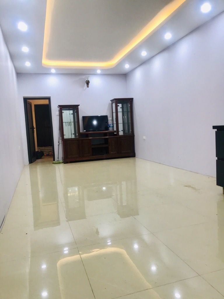 Bán nhà Trương Định – 42m2x 5 tầng- Ngõ VIP, Thông, An ninh – gần Ô tô – Giá 8 tỷ