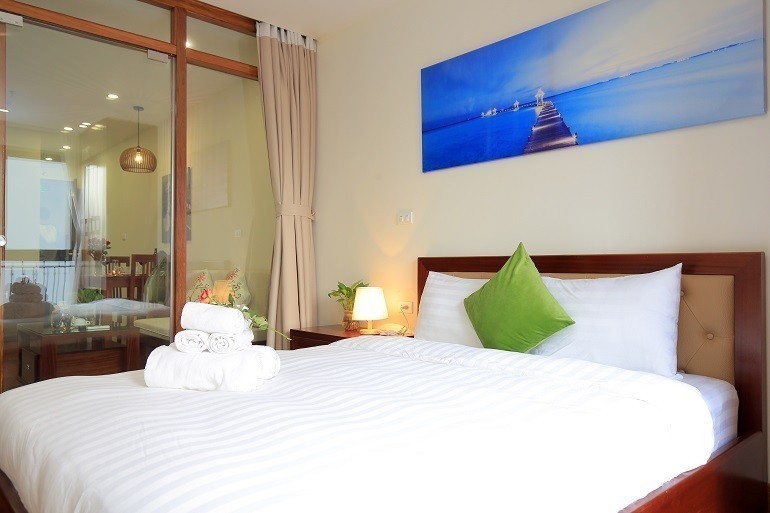 Cho thuê căn hộ 1PN, rộng 45m2 tại Đào Tấn, Ba Đình, đầy đủ nội thất hiện đại 2