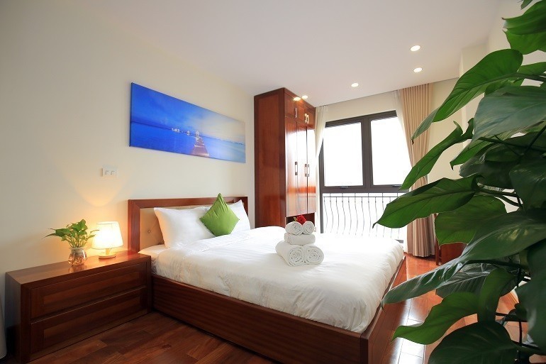 Cho thuê căn hộ 1PN, rộng 45m2 tại Đào Tấn, Ba Đình, đầy đủ nội thất hiện đại 4