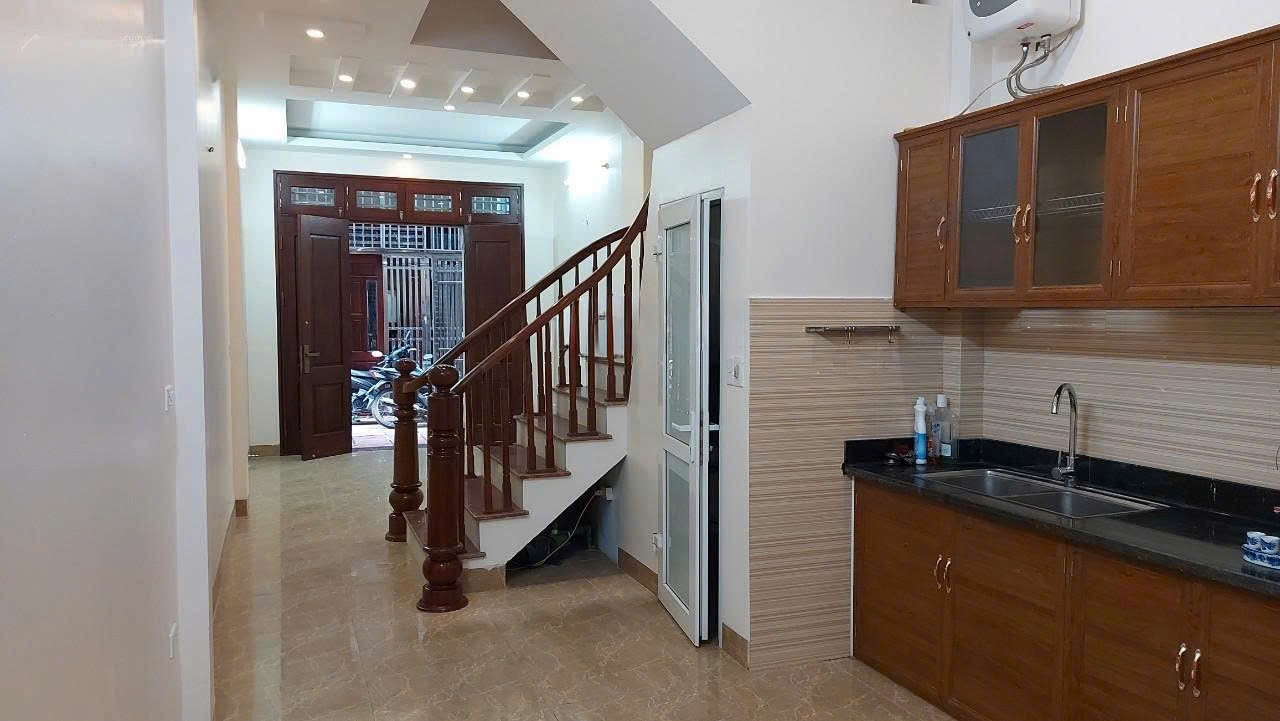 Cho thuê CHDV ngõ 286Mỹ Đình, Từ Liêm 43M X 4T X 5PN3VS giá 16 triệu, 20M ra ô tô