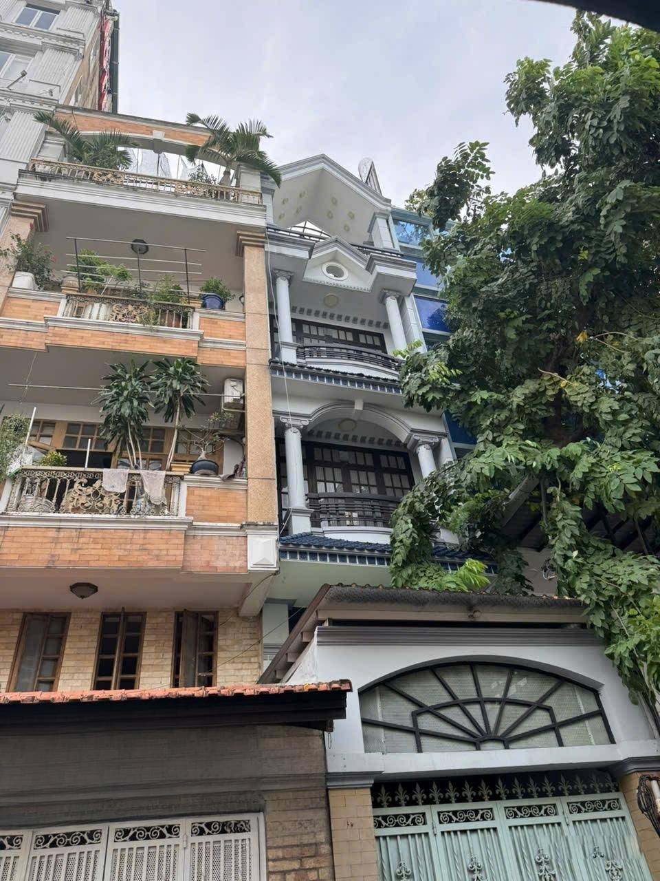 Cần bán Nhà mặt tiền đường Đinh Công Tráng, Phường Tân Định, Diện tích 58m², Giá 19.8 Tỷ