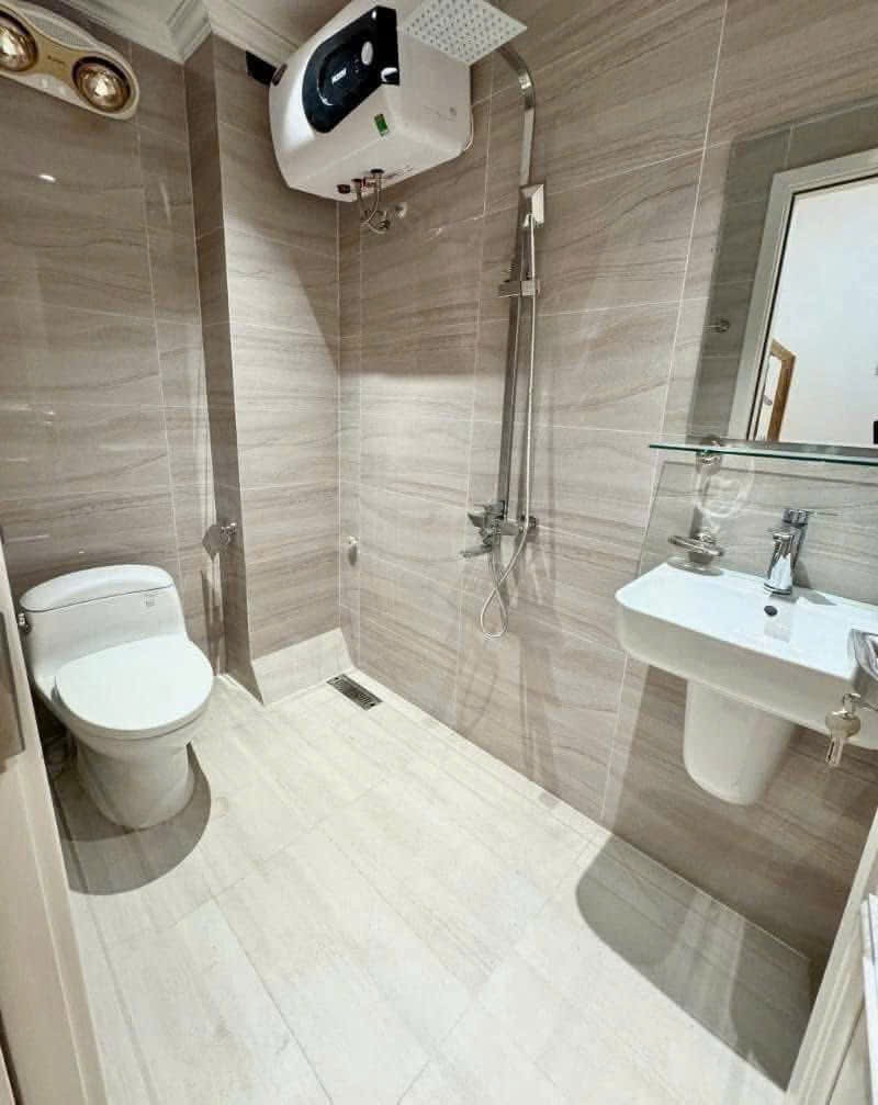 MẶT PHỐ HOÀNG CẦU 76M – MT 10M – CHỈ 16.5 TỶ – VỊ TRÍ VÀNG KINH DOANH ĐỈNH – VIEW HỒ CỰC HIẾM 3