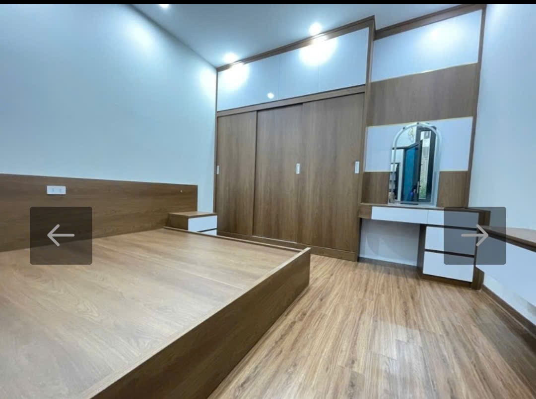 41M² – 4 TẦNG – 4 NGỦ – GIÁ HƠN 8,7 TỶ  NGÕ HÒA BÌNH NÔNG – MẤY BƯỚC RA PHỐ KHÂM THIÊN 4