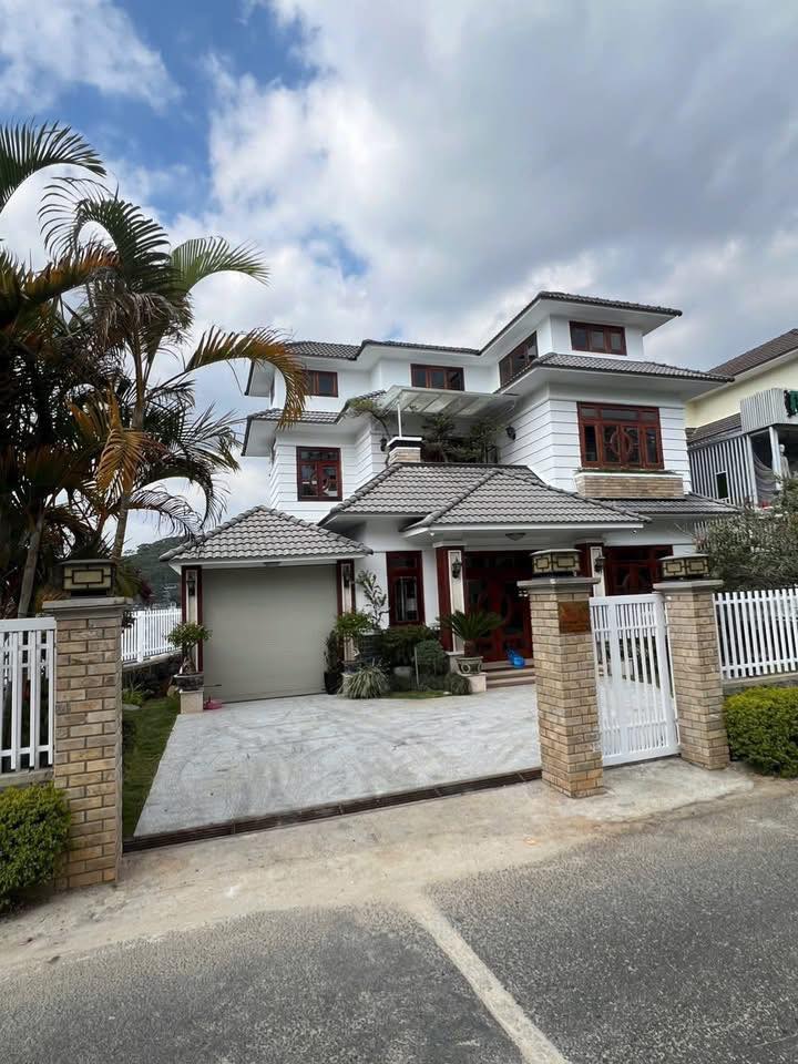CẦN BÁN BIỆT THỰ ĐẸP TRUNG TÂM – VIEW SIÊU ĐẸP 5