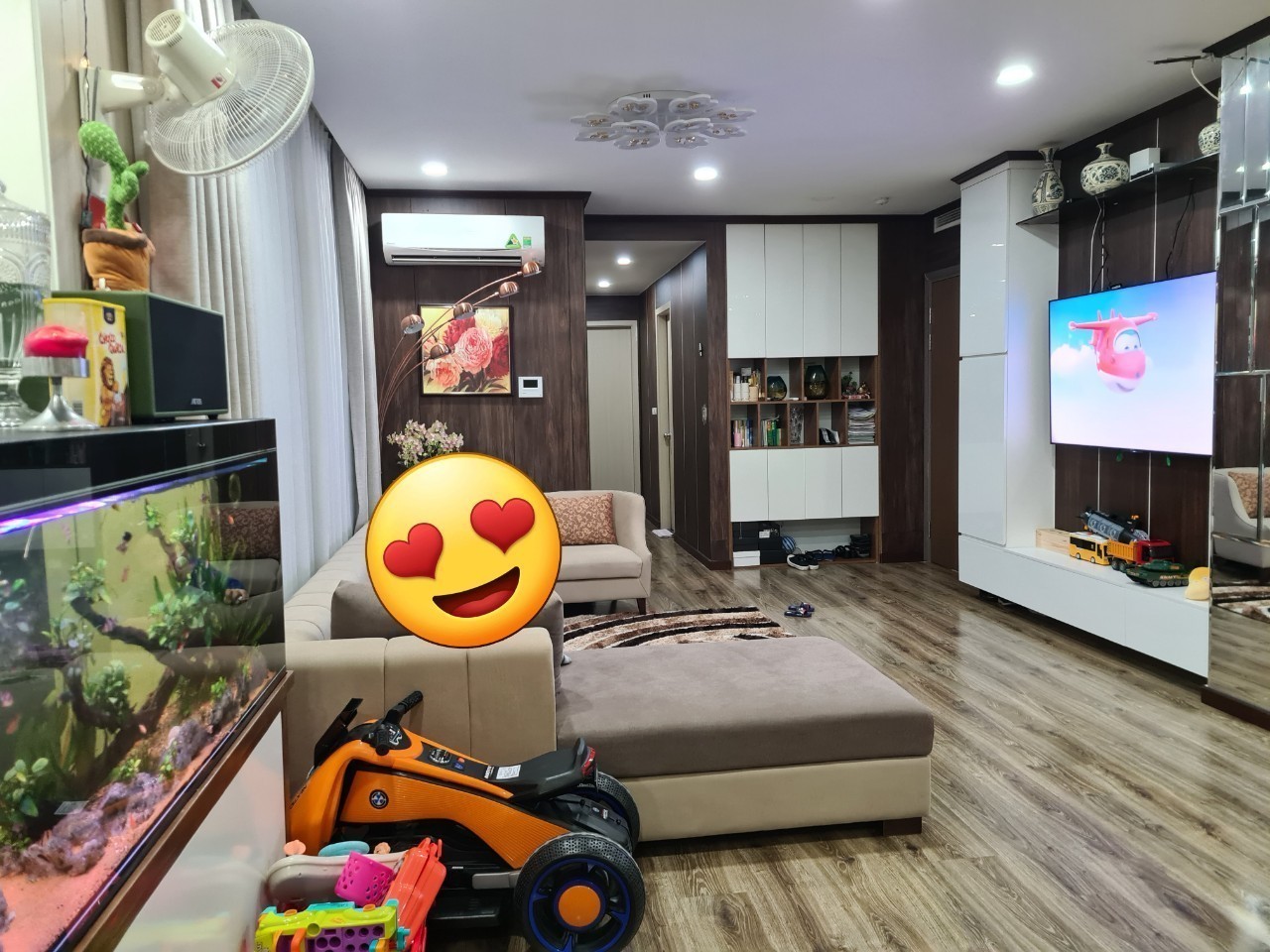 Bán căn 3 ngủ dt 93m2 tại Ecolife Capitol, SHLD giá 8.x tỷ