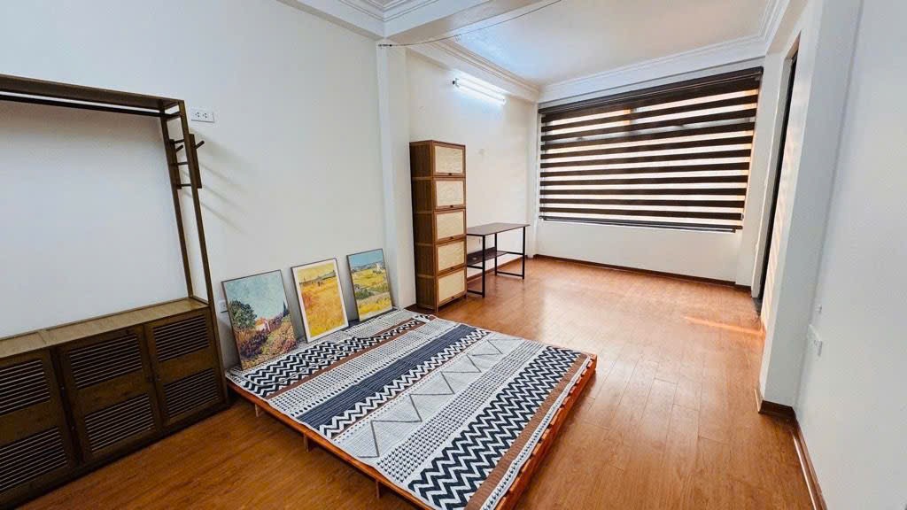 Cần bán Nhà mặt tiền đường Yên Lạc, Phường Vĩnh Tuy, Diện tích 34m², Giá 15.2 Tỷ 2