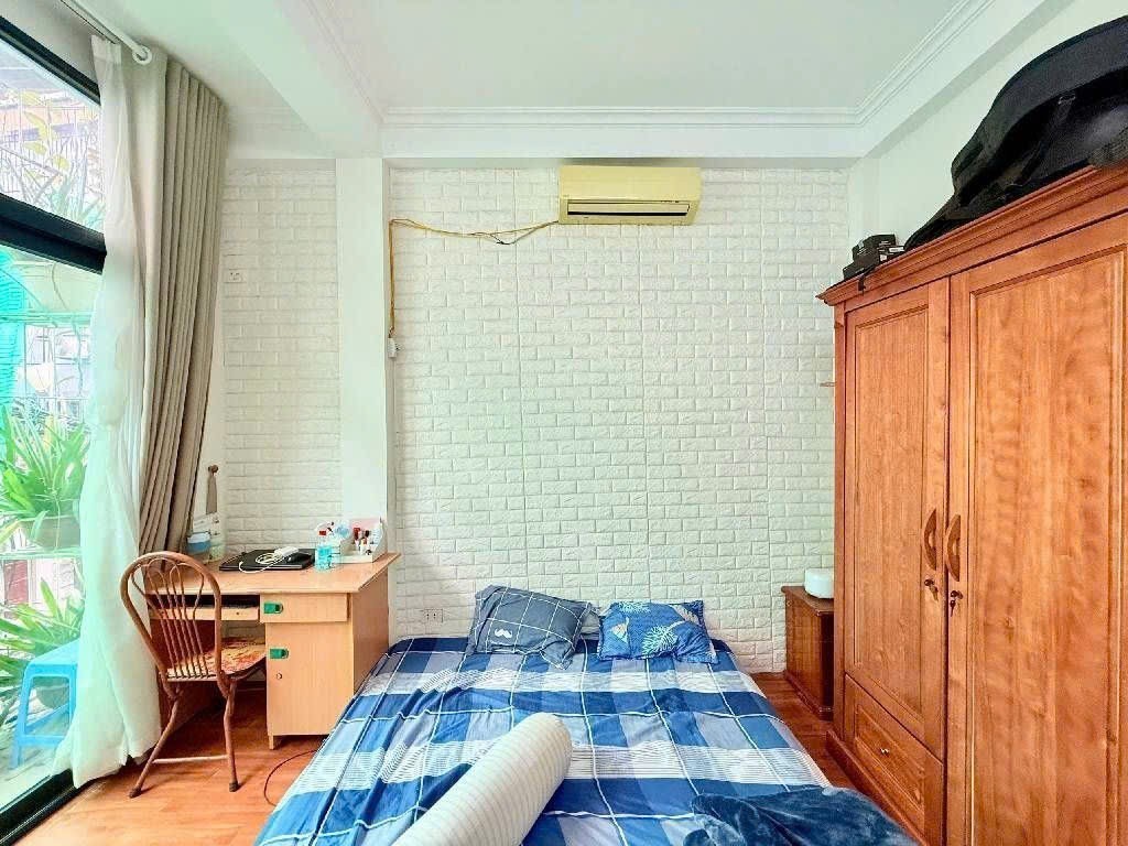 Cần bán Nhà mặt tiền đường Yên Lạc, Phường Vĩnh Tuy, Diện tích 55m², Giá 20 Tỷ 2