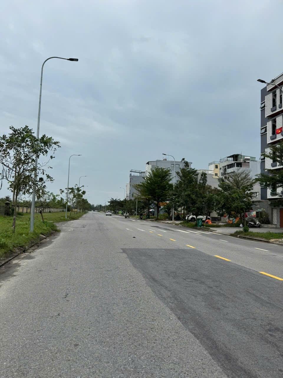 90m2/ 11,2 tỷ Đường Nguyễn Đức Thuận rộng 15m lề 9m, sát Biển Sơn Thủy,H:Bắc