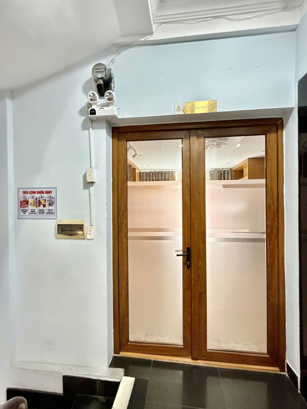 HÀNG HIẾM CỘNG HOÀ - TOÀ NHÀ VP - HẦM + 6 TẦNG - ĐƯỜNG 10m - GIÁ 26 TỶ 10