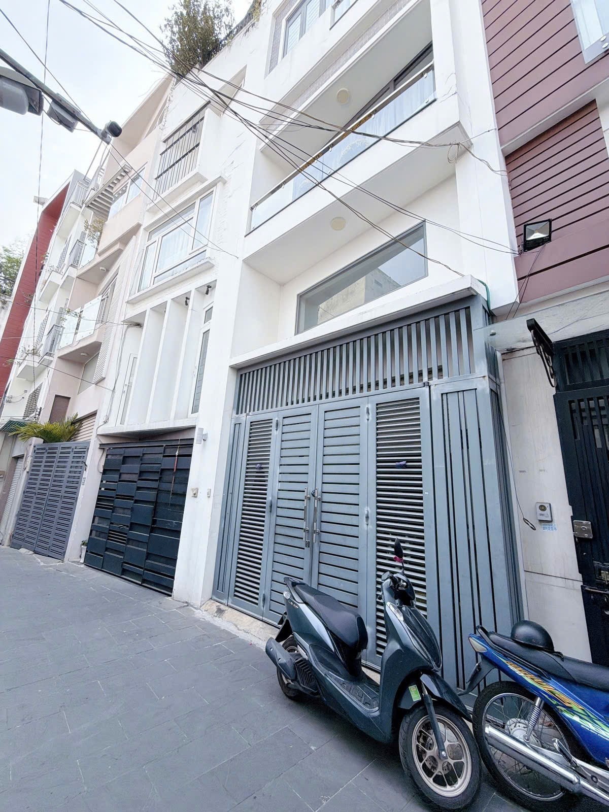 NHÀ BÌNH THẠNH 5 TẦNG KHU COMPOUND CAO CẤP - OTO NGỦ NHÀ - NỞ HẬU - DÒNG TIỀN 20TR/THÁNG 8