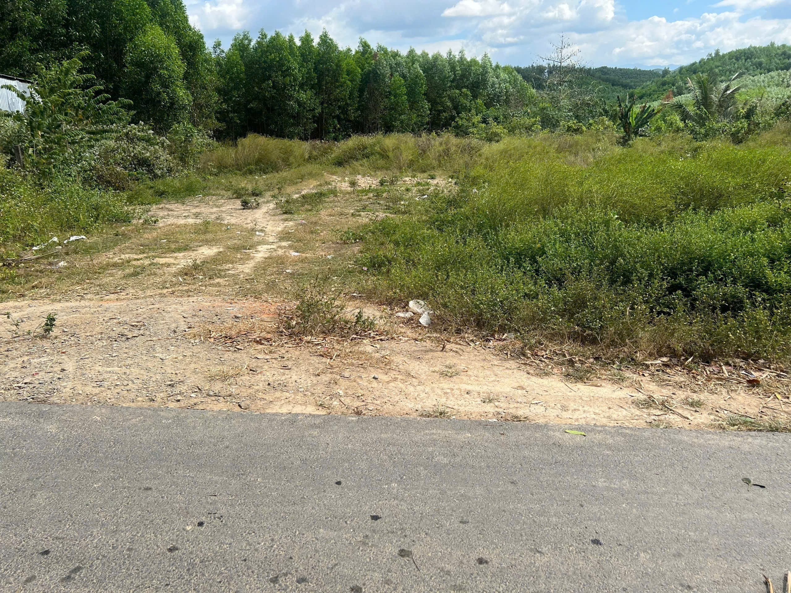 Bán đất Khánh Hiệp giá rẻ mặt đường nhựa liên xã sát bên Tỉnh Lộ 8C- ngay nhà thờ Bến Khế 7
