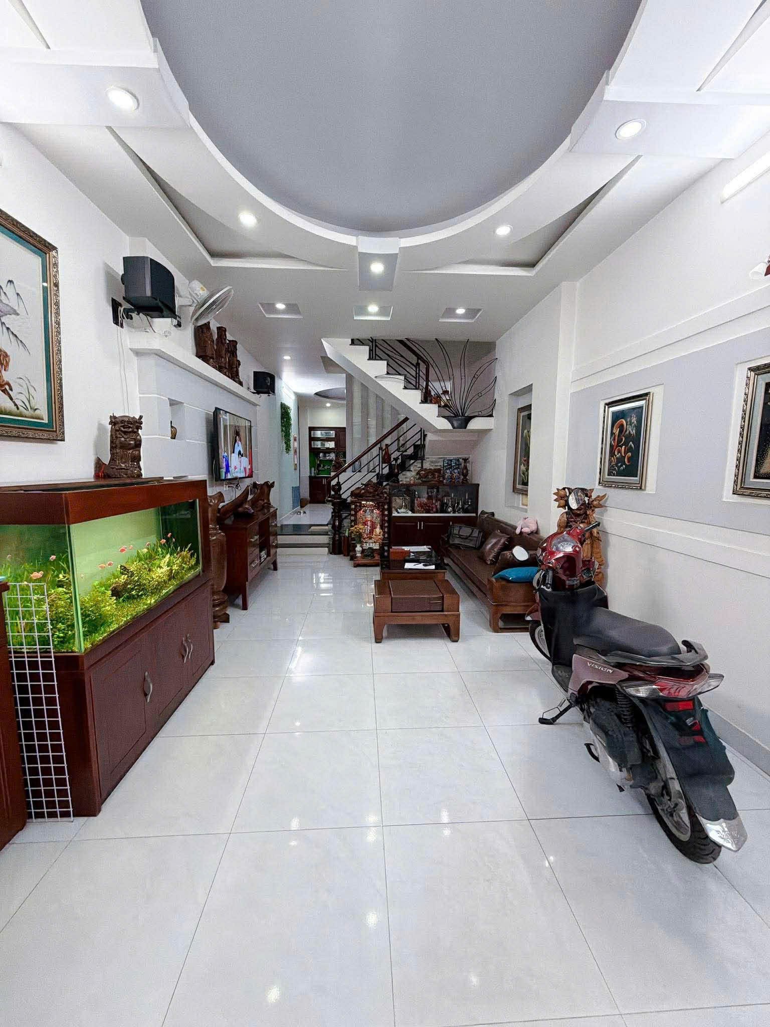 NHÀ ĐẸP HXH HOÀNG HOA THÁM - 4 TẦNG 4PN 60m2 NỞ HẬU - 12.9 TỶ 6