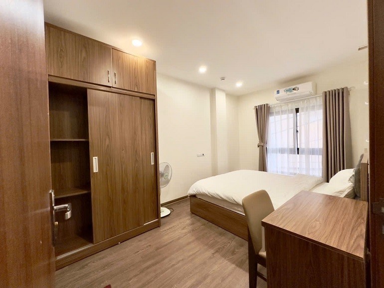 Cho thuê Căn hộ chung cư đường Đào Tấn, Phường Cống Vị, Diện tích 75m², Giá Thương lượng 8