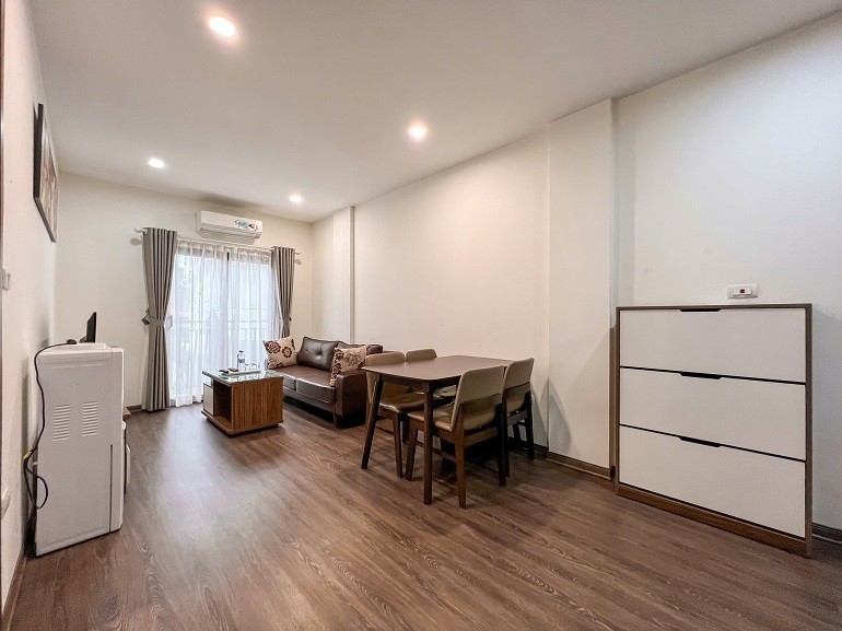 Cho thuê Căn hộ chung cư đường Đào Tấn, Phường Cống Vị, Diện tích 40m², Giá 15.6 Triệu