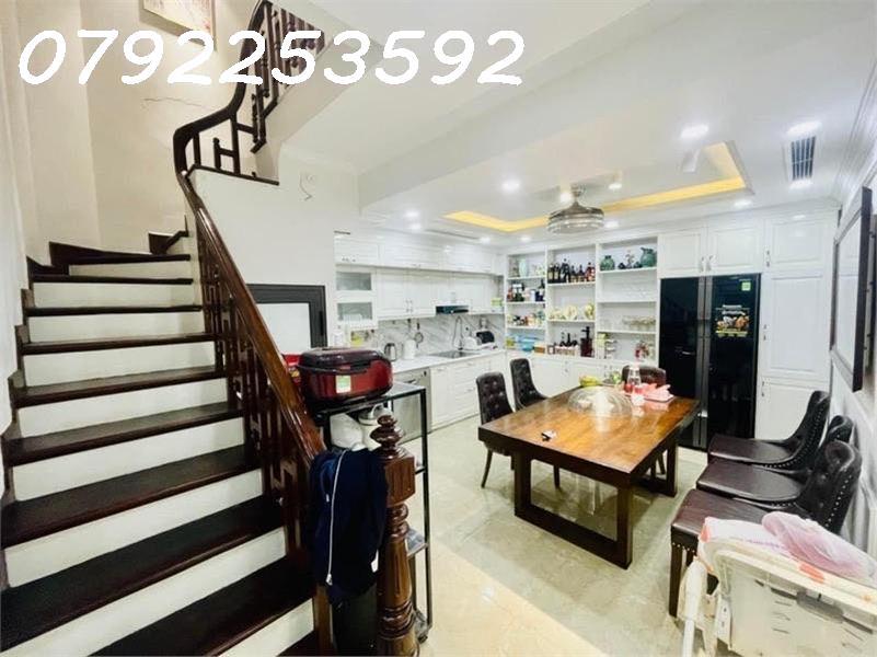 Bán Nhà . Khương Đình . Thanh Xuân 58-63m x5 tầng x Mặt tiền 4.7m. Giá bán 10 tỷ 800tr