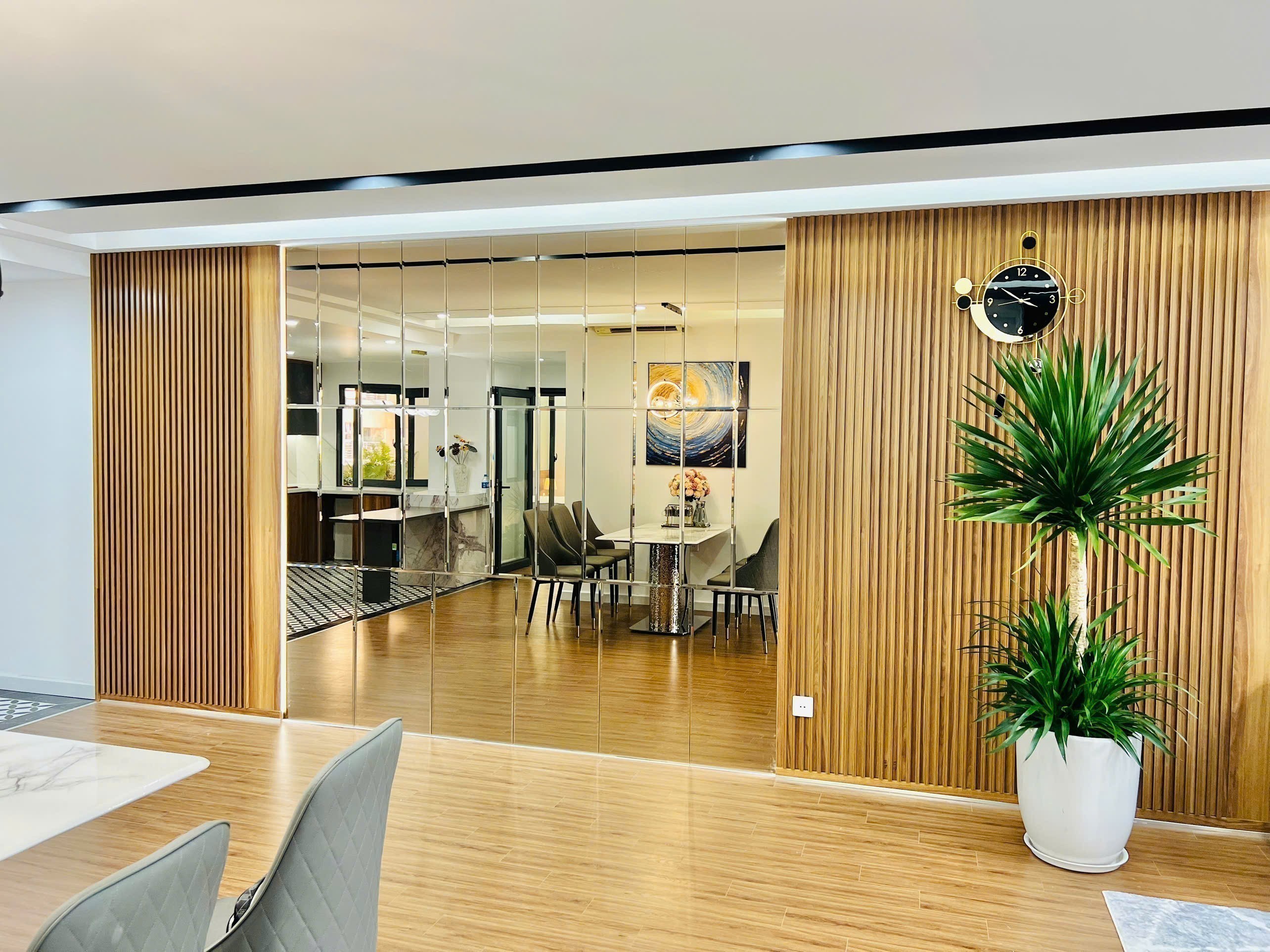 Bán căn hộ 3 NGỦ Mulberry Lane dt 154m2 - NHÀ ĐẸP GIÁ TỐT 3