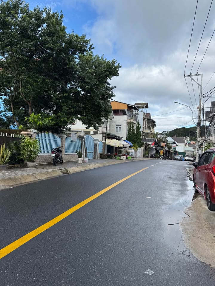 Giảm Giá Bán Gấp Lô Đất Đẹp Đường Nguyễn Trung Trực, Phường Xuân Hương - Đà Lạt Chỉ 4.85 Tỷ 3